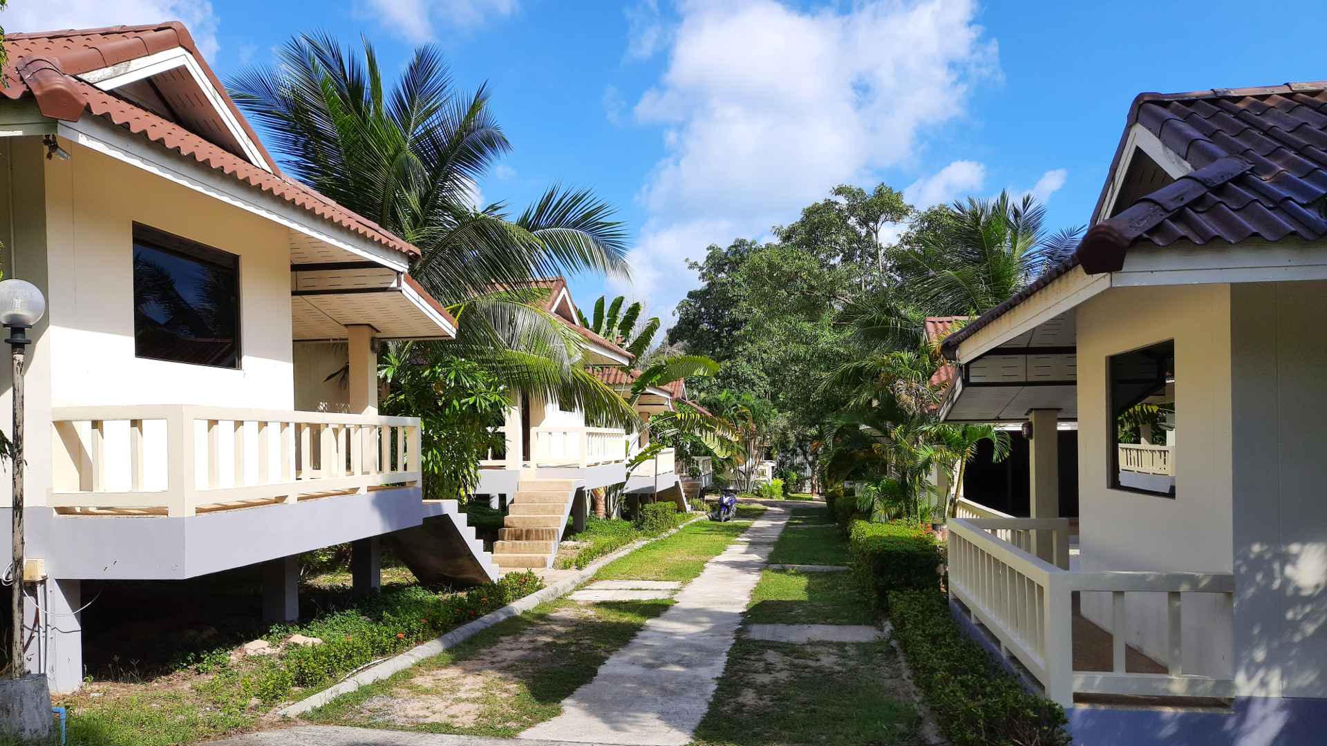 Baan Saen Sook villa