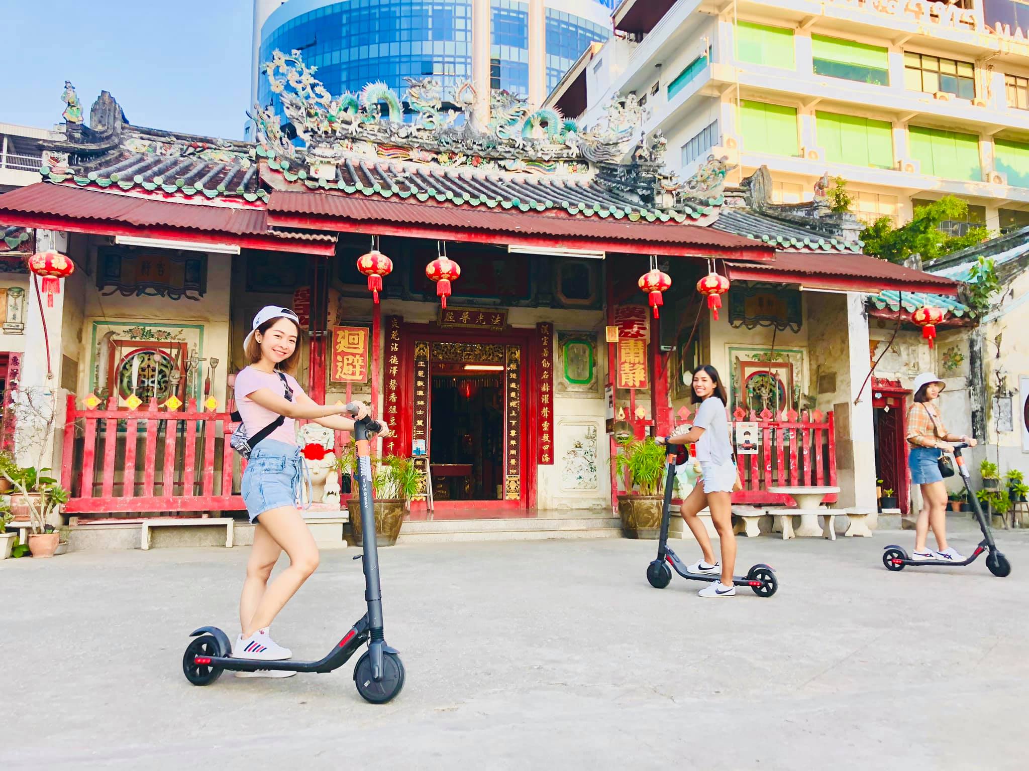 Chinese Cultural E-Scooter Tour - SKYFUN TRAVEL